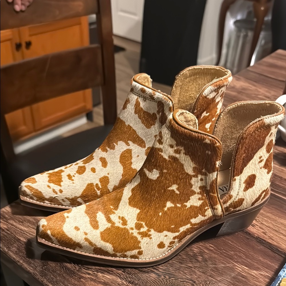 MYRA| Ankle Boots